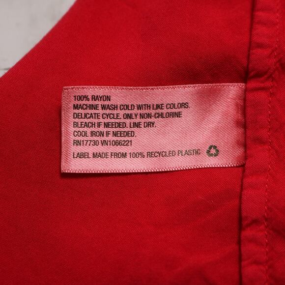 Universal Thread Red Sleeveless Split Neck Soft Rayon Blouse Top Size L - Picture 7 of 9